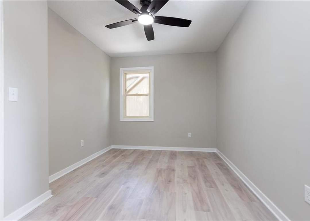 5709 N Drury Avenue — photo 15