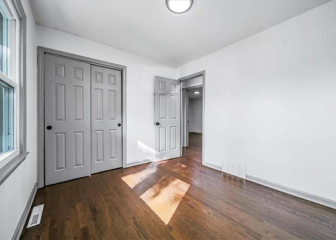 9615 Fremont Avenue — photo 7