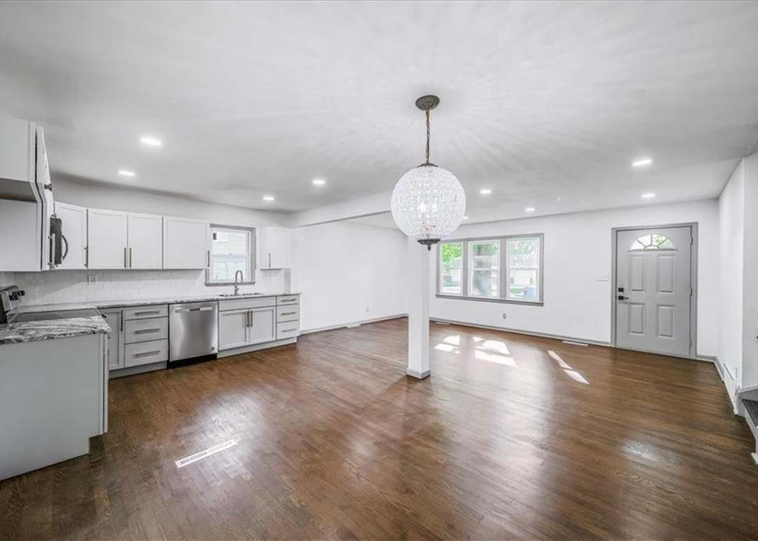 9615 Fremont Avenue — photo 15