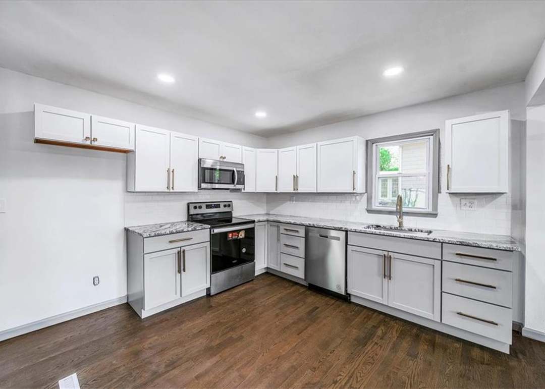 9615 Fremont Avenue — photo 18