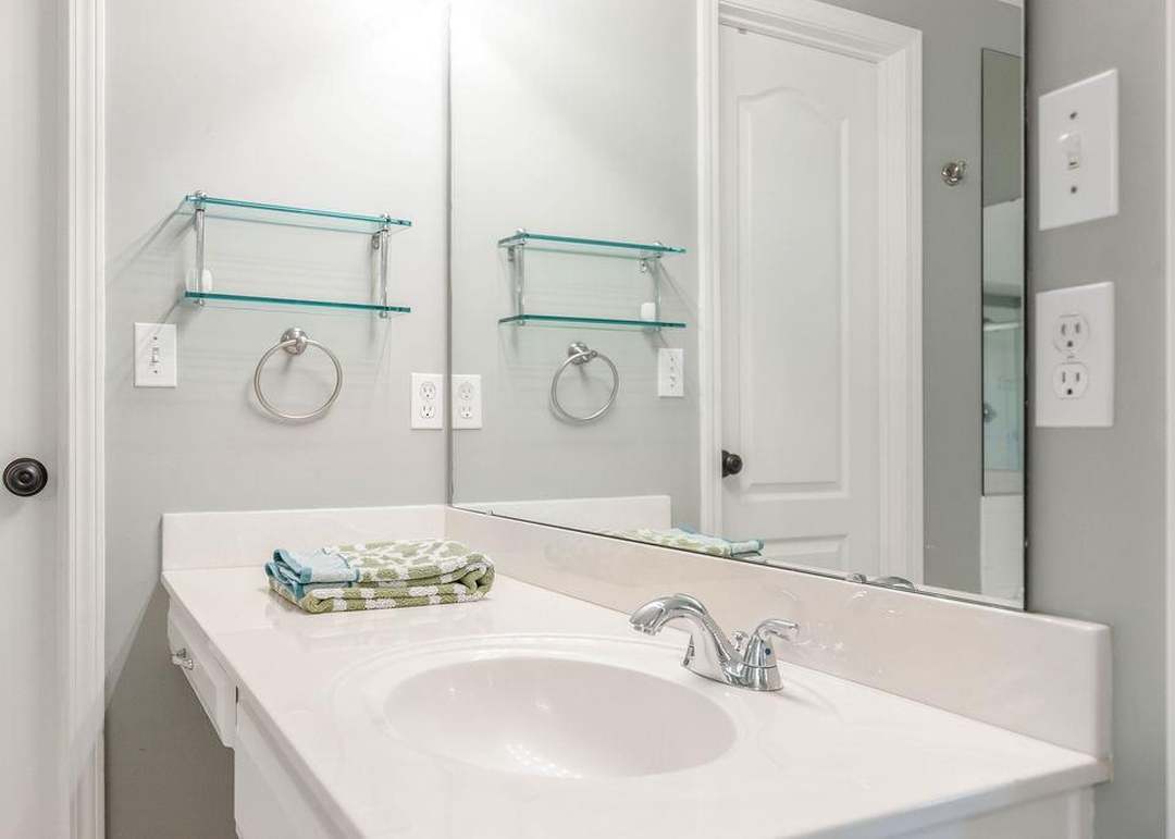 5908 W 153rd Terrace — photo 26