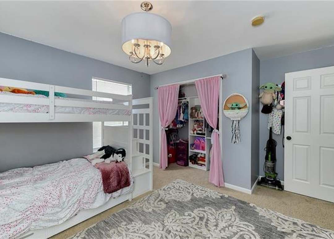 14515 BRISTOL Avenue — photo 20