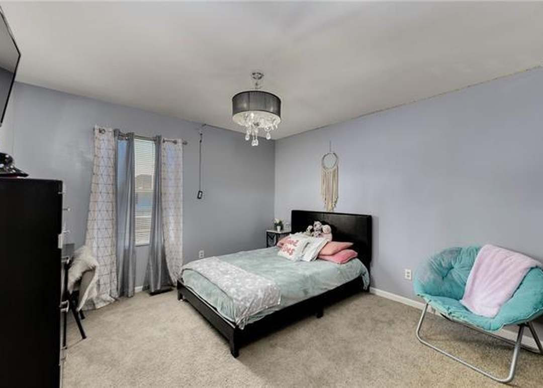 14515 BRISTOL Avenue — photo 21