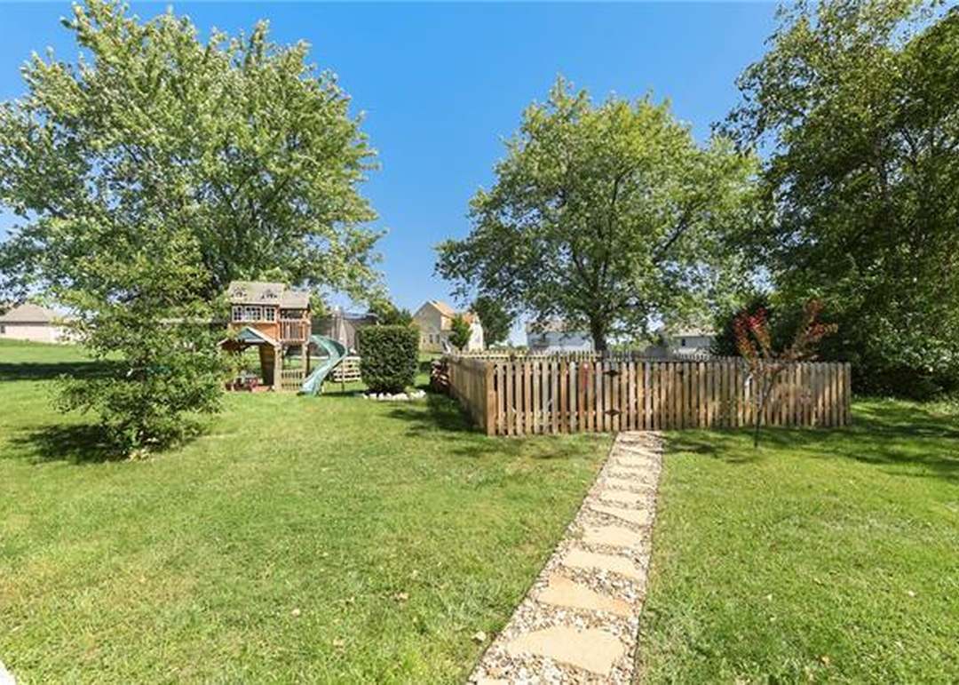 14515 BRISTOL Avenue — photo 28