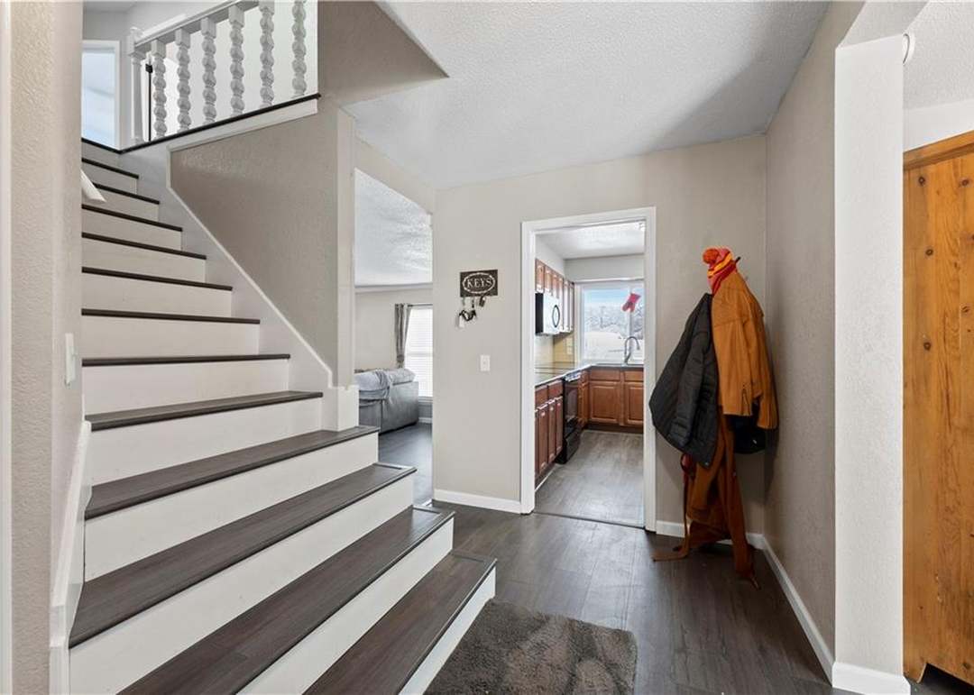 8168 N Kirkwood Drive — photo 10