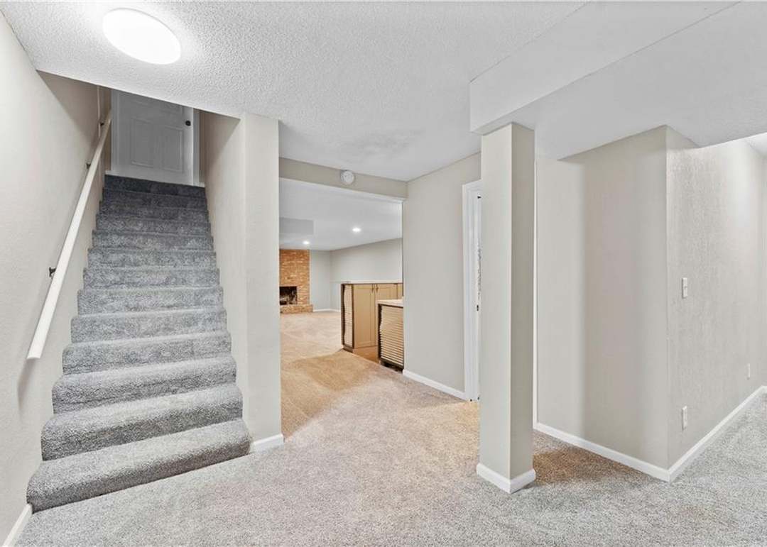 8168 N Kirkwood Drive — photo 31