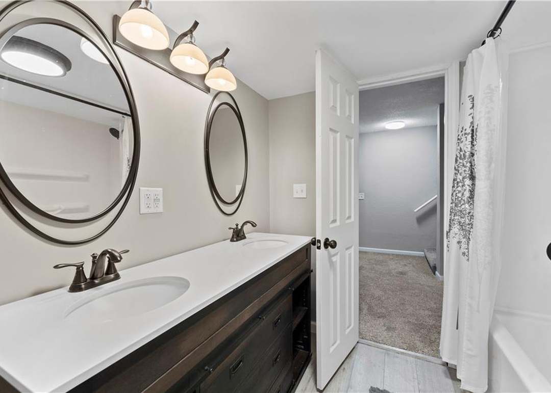 8168 N Kirkwood Drive — photo 32