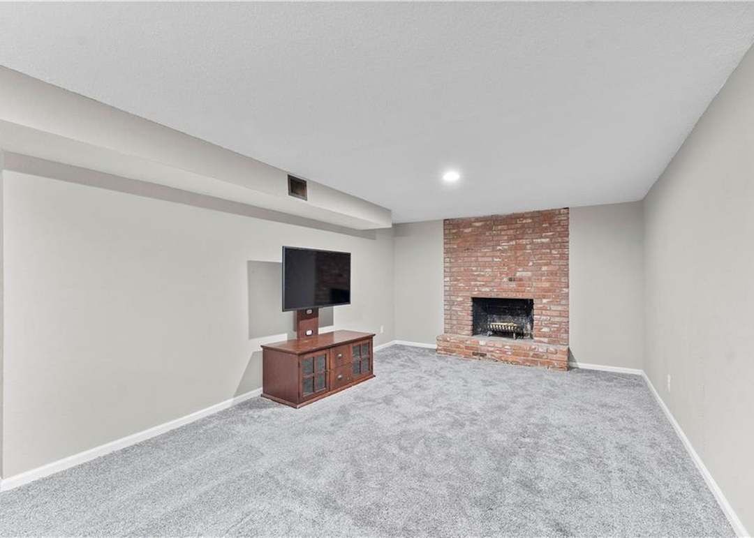 8168 N Kirkwood Drive — photo 34