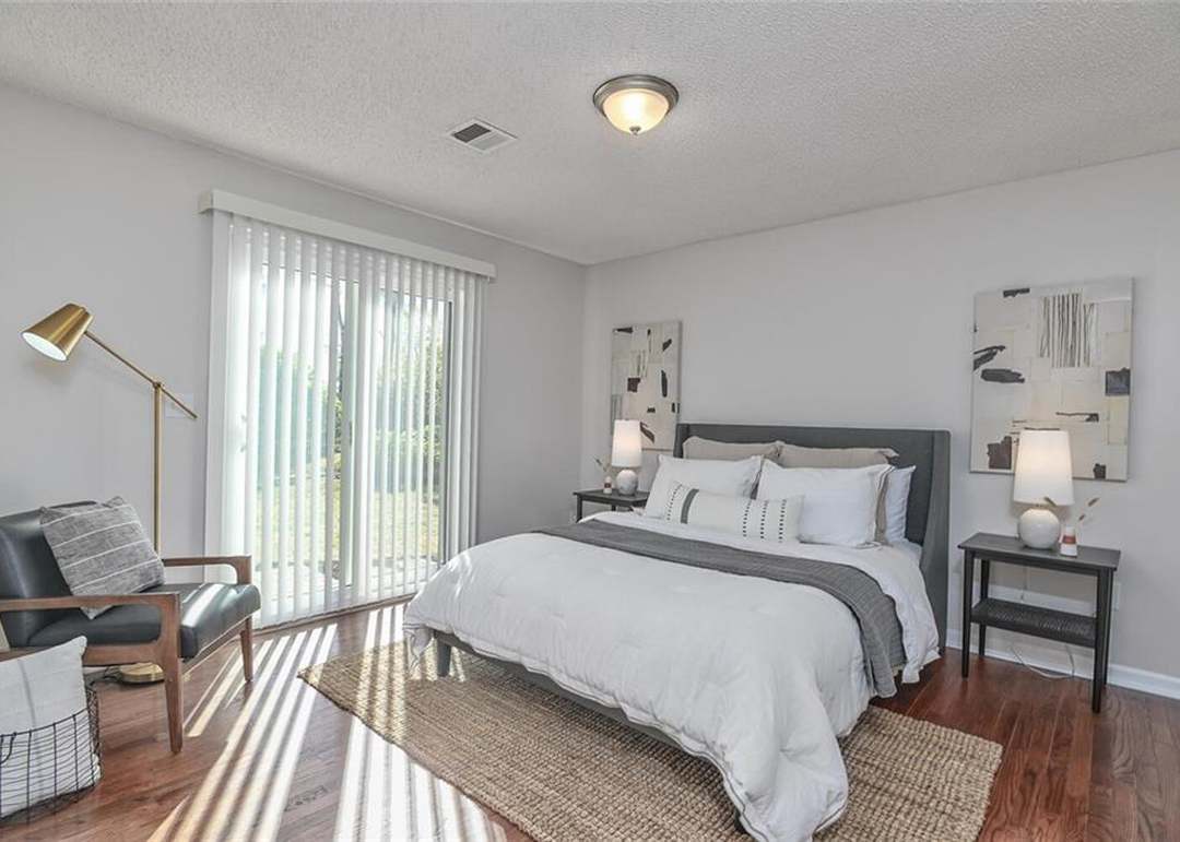 10615 W 56th Street — photo 5