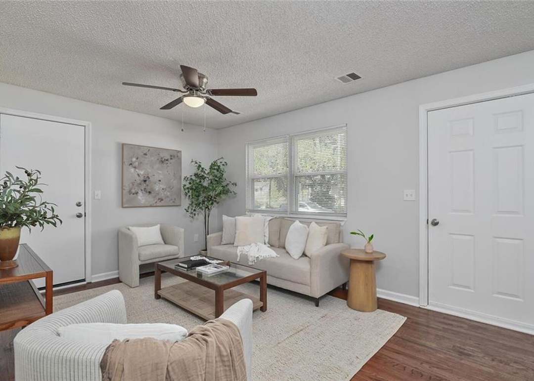 10615 W 56th Street — photo 9