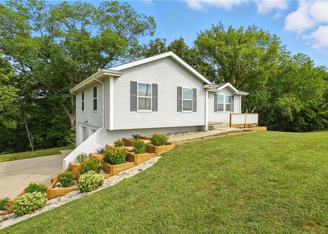 420 E Seybold Road — photo 28