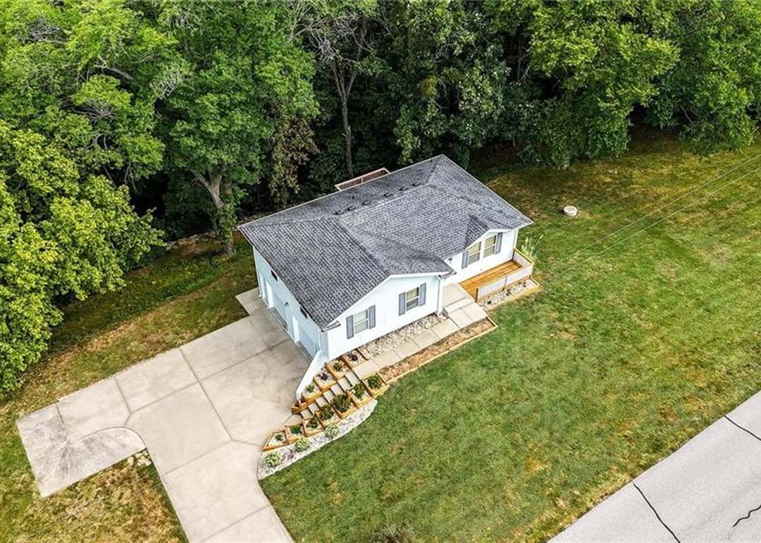420 E Seybold Road — photo 40