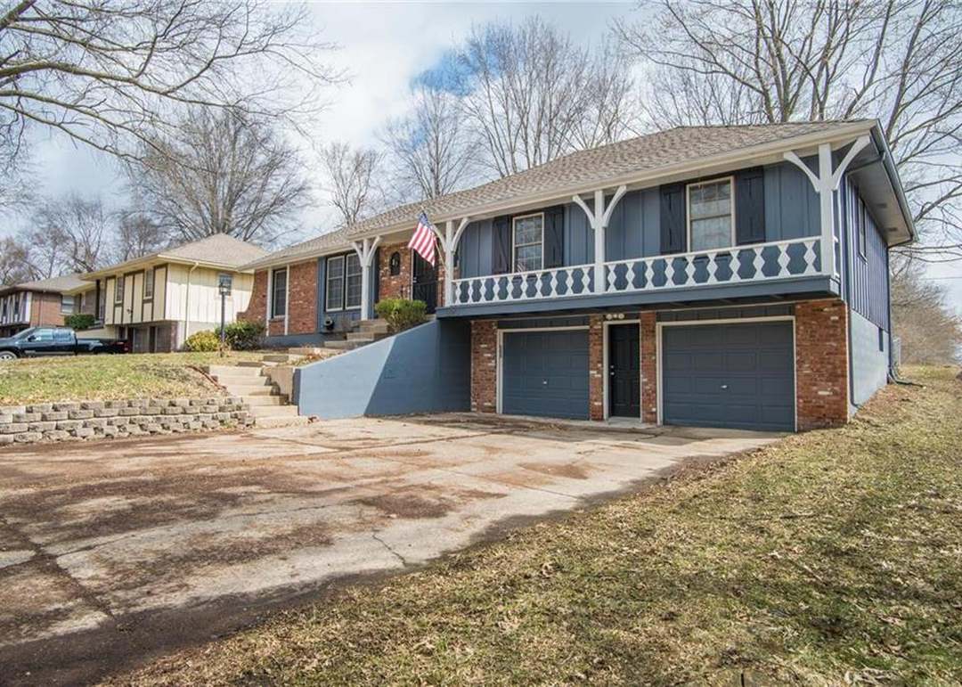 12913 Sycamore Avenue — photo 9