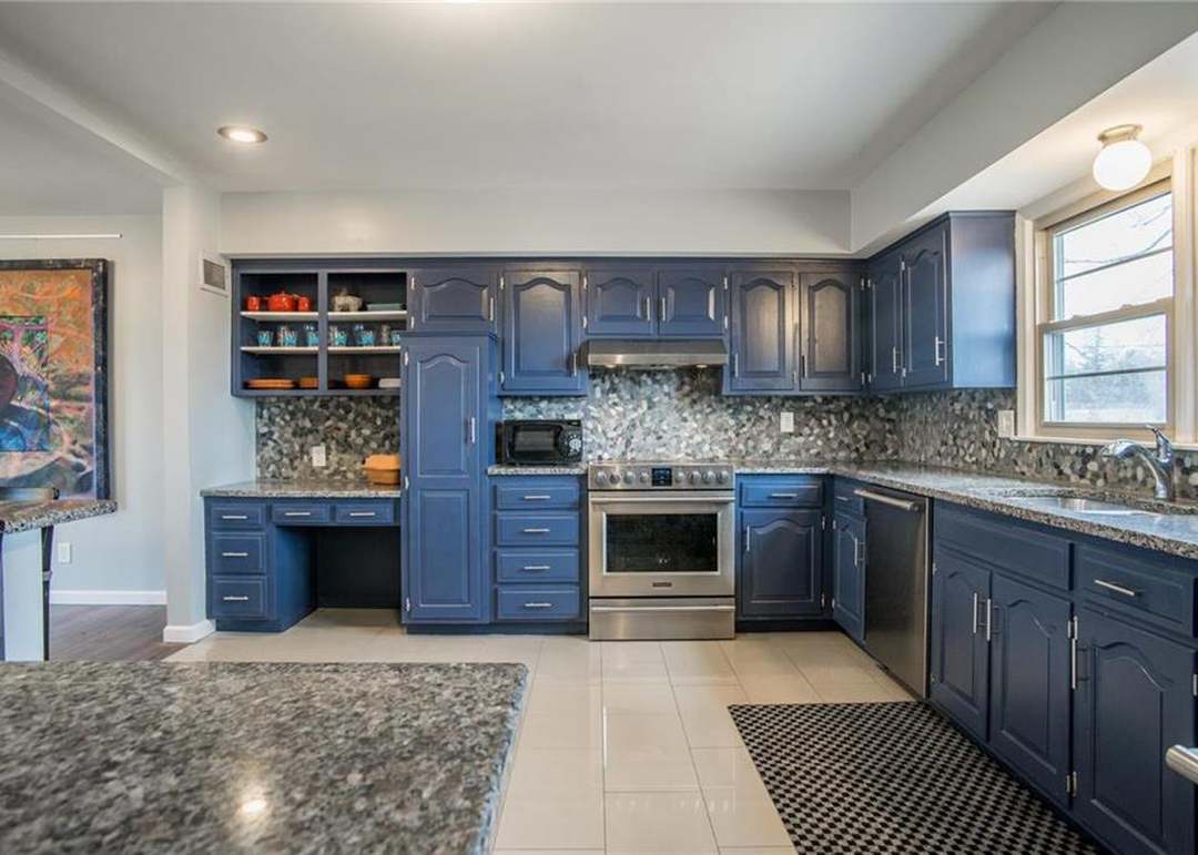 12913 Sycamore Avenue — photo 17