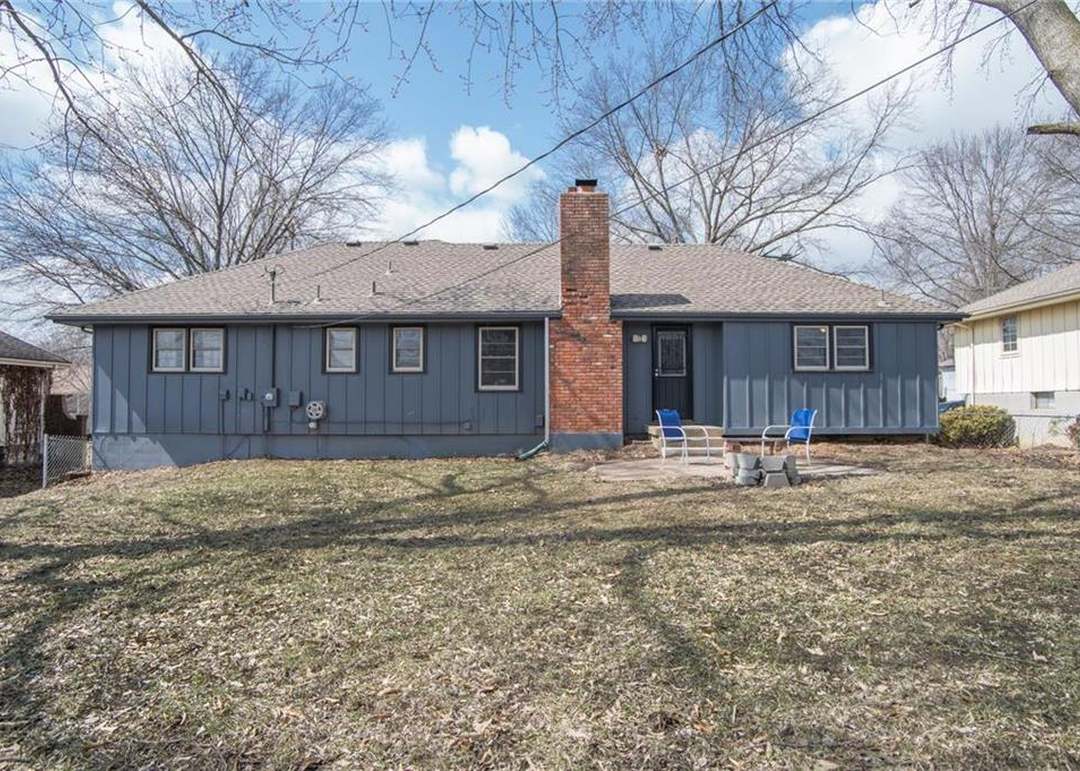 12913 Sycamore Avenue — photo 37