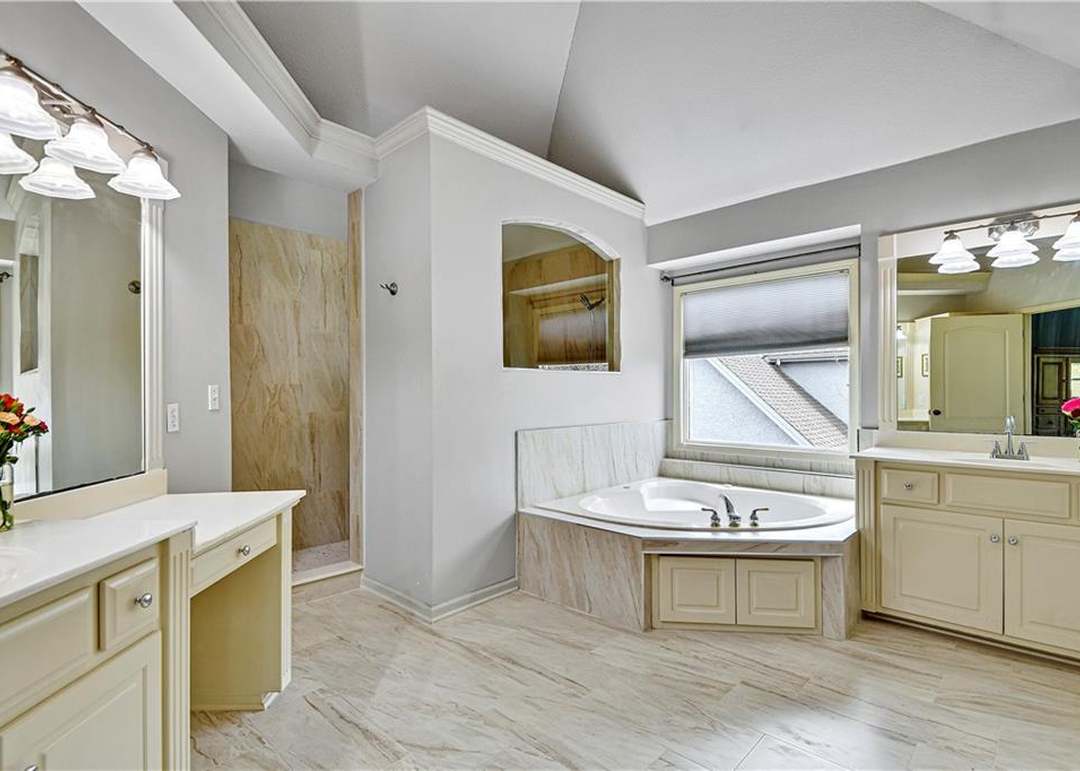 14320 Outlook Street — photo 25