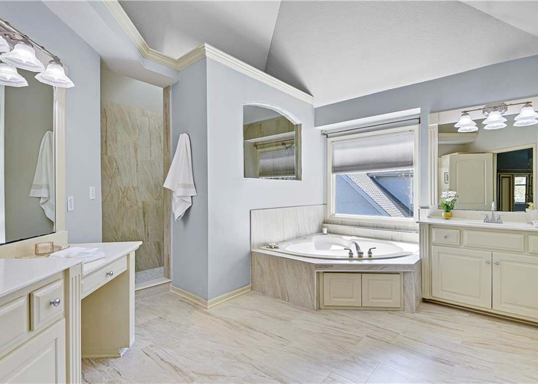14320 Outlook Street — photo 28