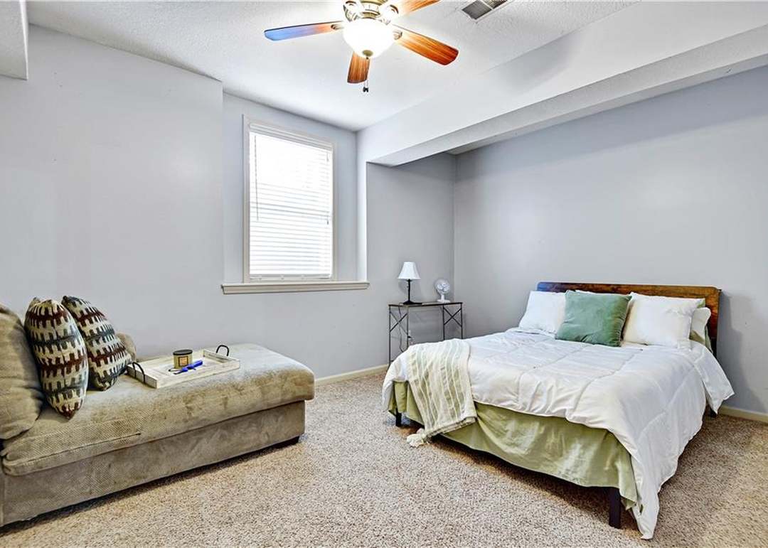 14320 Outlook Street — photo 34