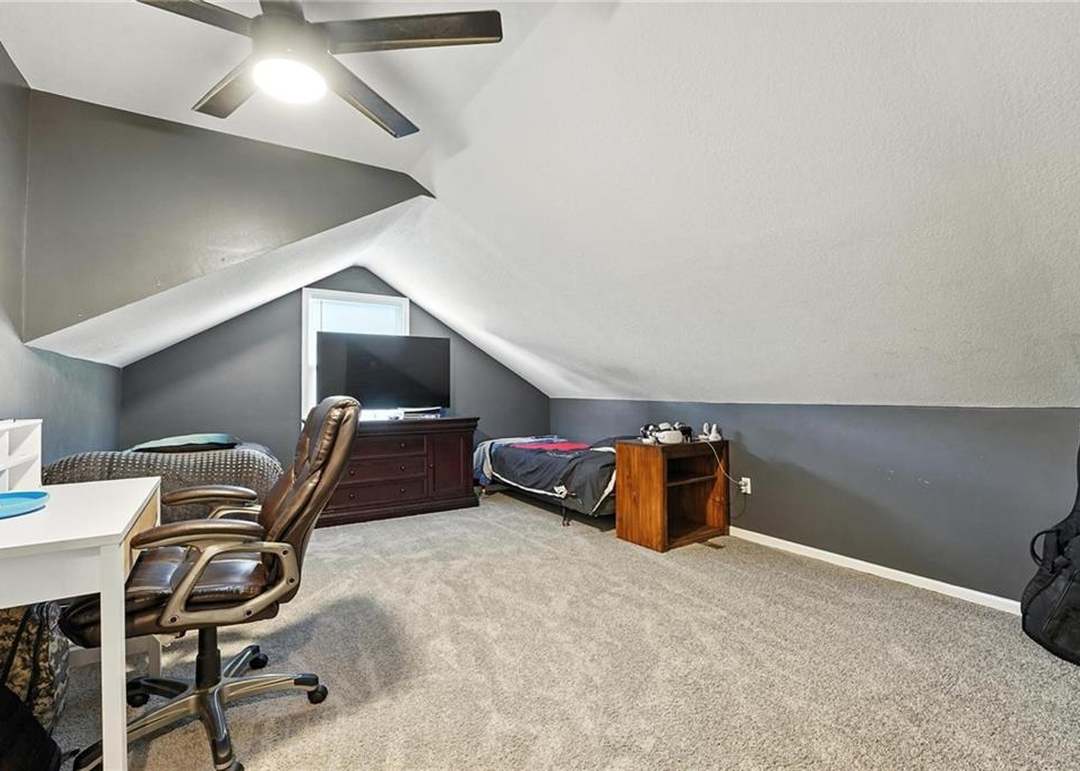 16116 W 126th Street — photo 25