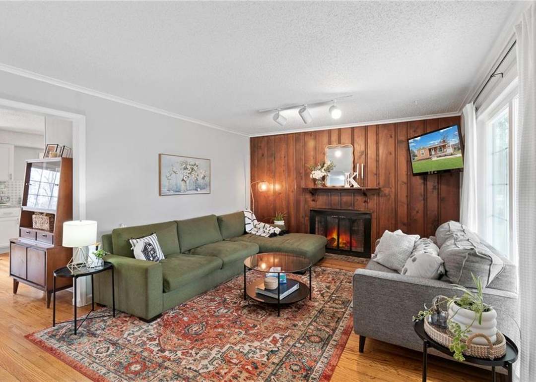8522 W 56th Terrace — photo 6