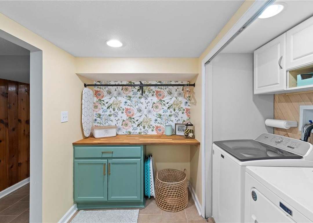 8522 W 56th Terrace — photo 23