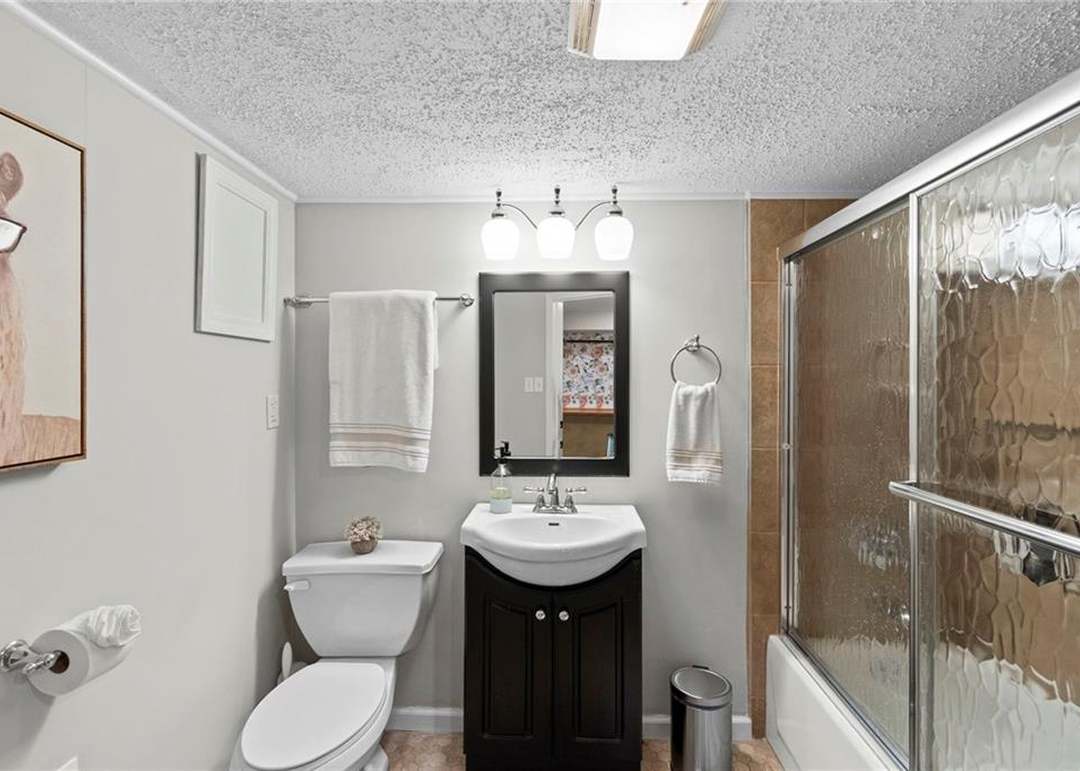 8522 W 56th Terrace — photo 24