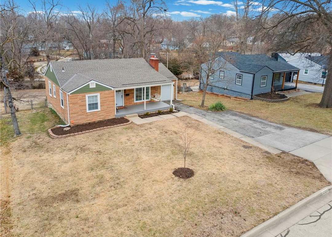 8522 W 56th Terrace — photo 40