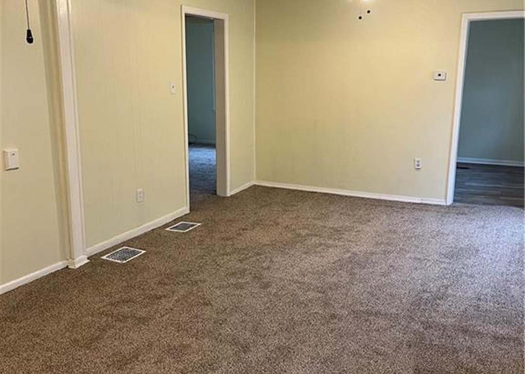 4619 S Benton Avenue — photo 11