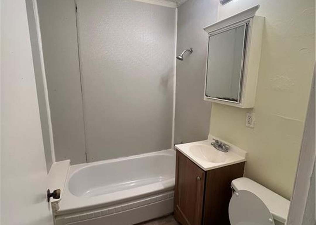 4619 S Benton Avenue — photo 13