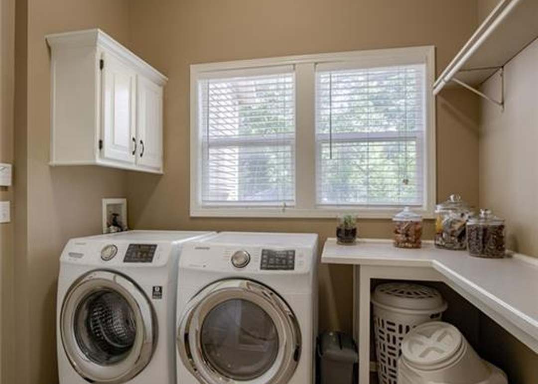 6401 Gladstone Drive — photo 19