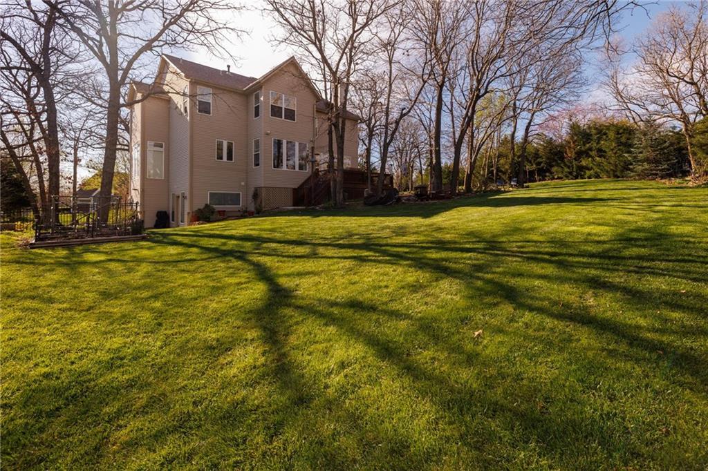 6401 Gladstone Drive — photo 38
