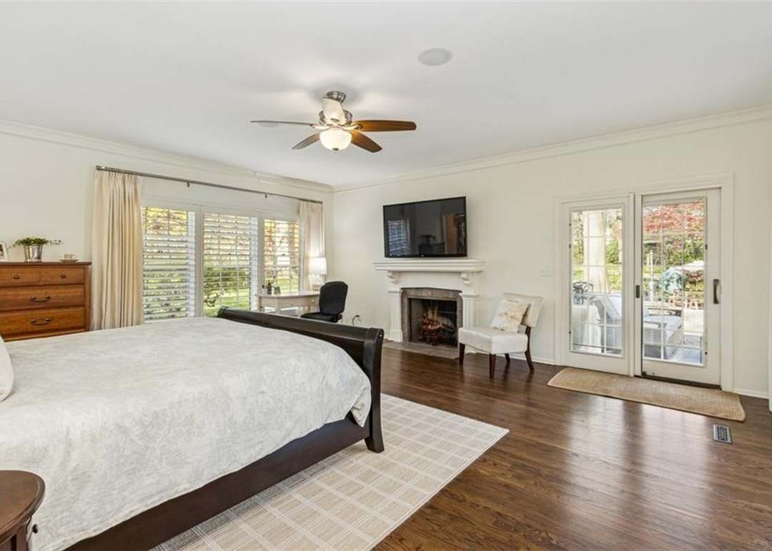 8200 Rosewood Lane — photo 4