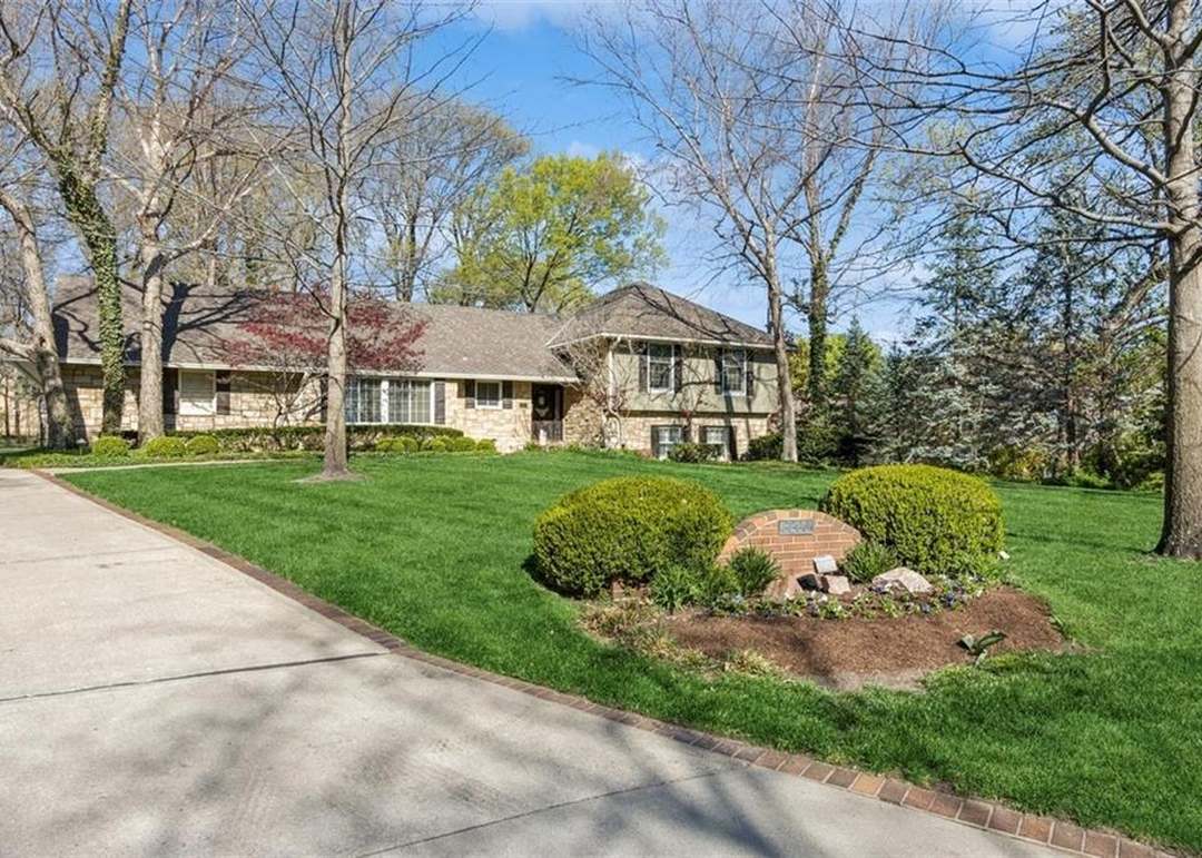 8200 Rosewood Lane — photo 9