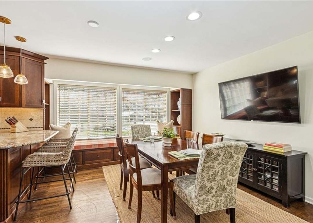 8200 Rosewood Lane — photo 17