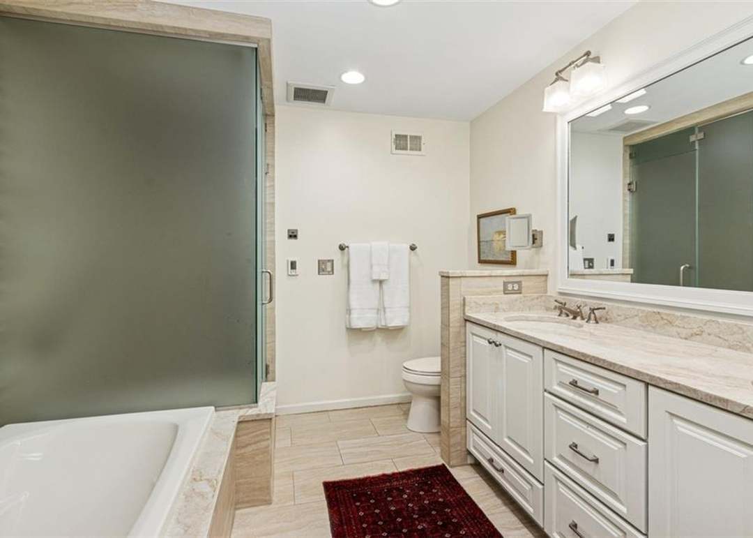 8200 Rosewood Lane — photo 22