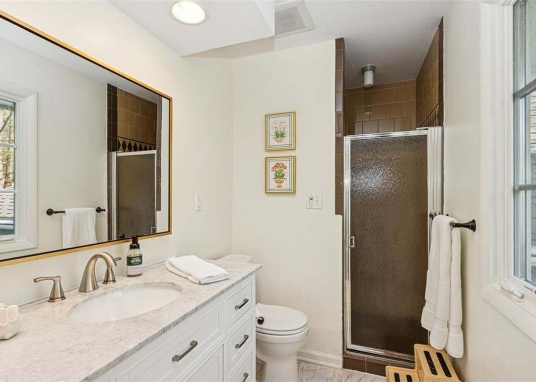 8200 Rosewood Lane — photo 24