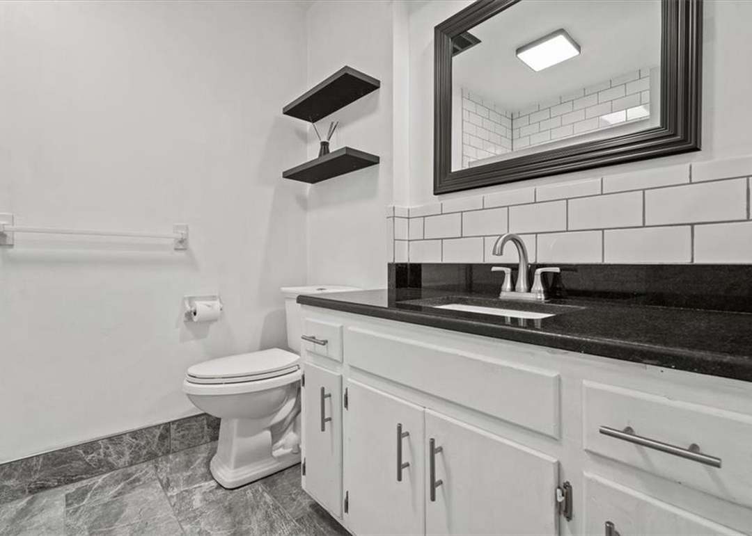 9812 Winslow Place — photo 19