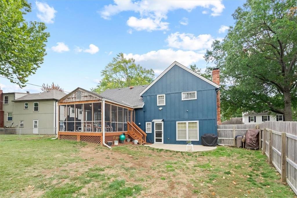 9812 Winslow Place — photo 27
