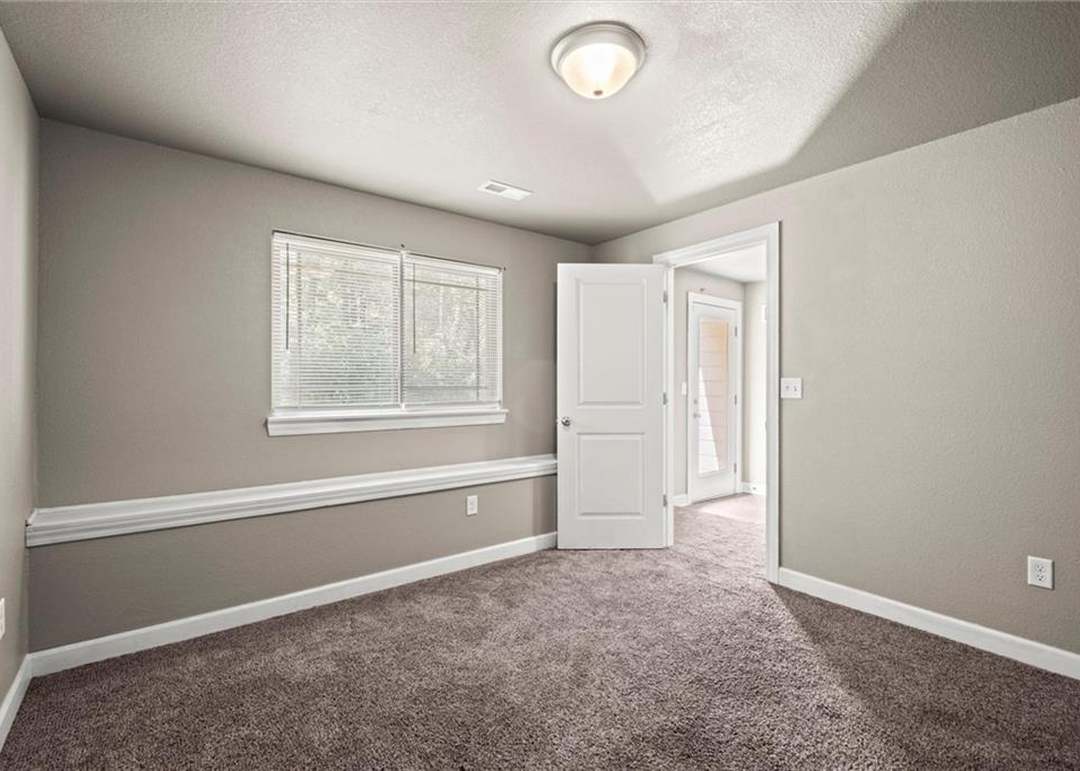 606 N 74th Street — photo 5