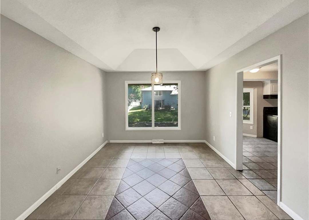6404 E 140th Place — photo 13