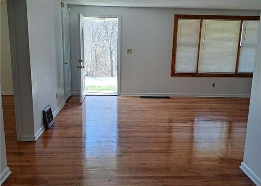 3135 W TOWNSEND Court — photo 7