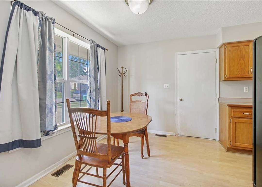 406 Willow Street — photo 4