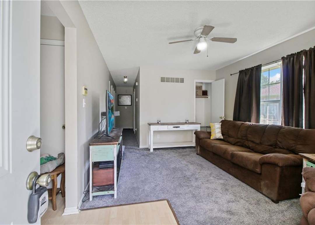 406 Willow Street — photo 6