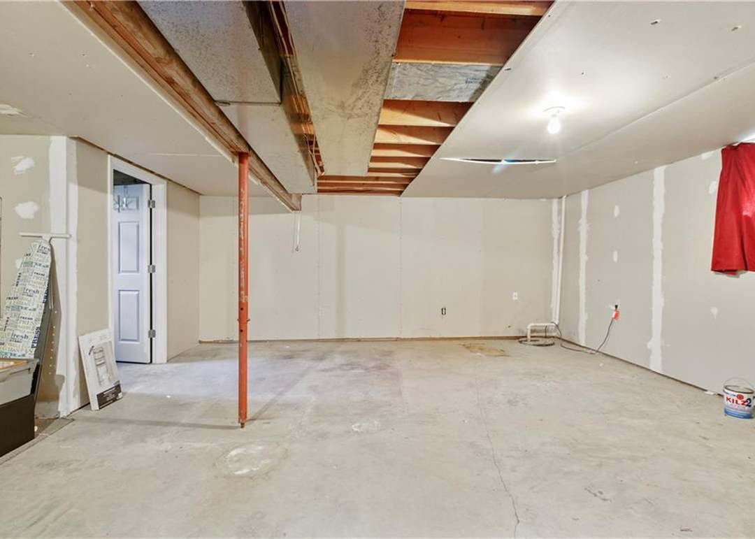 406 Willow Street — photo 20