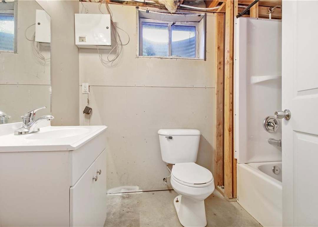 406 Willow Street — photo 22