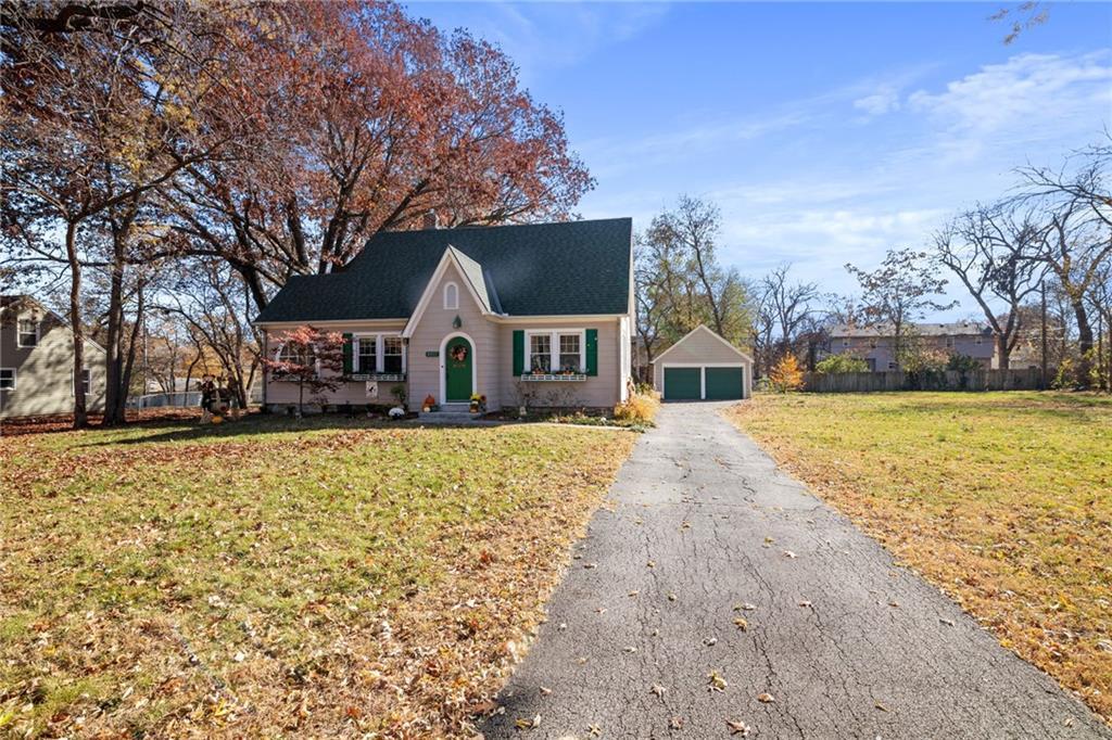 8315 Santa Fe Drive — photo 1