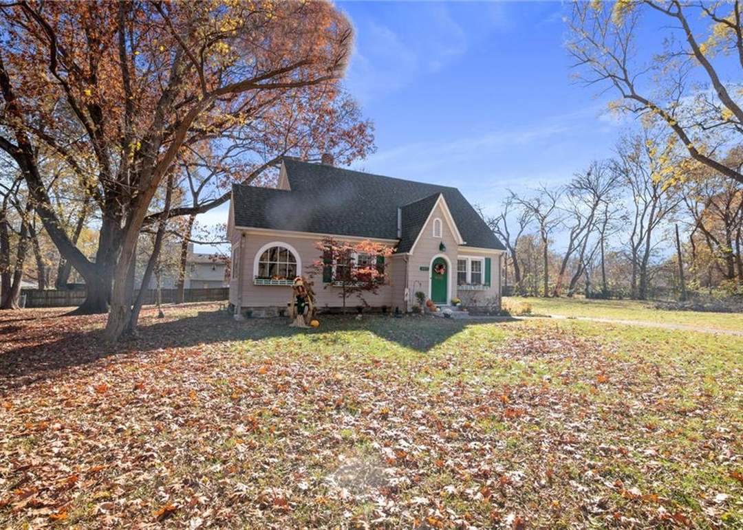 8315 Santa Fe Drive — photo 9