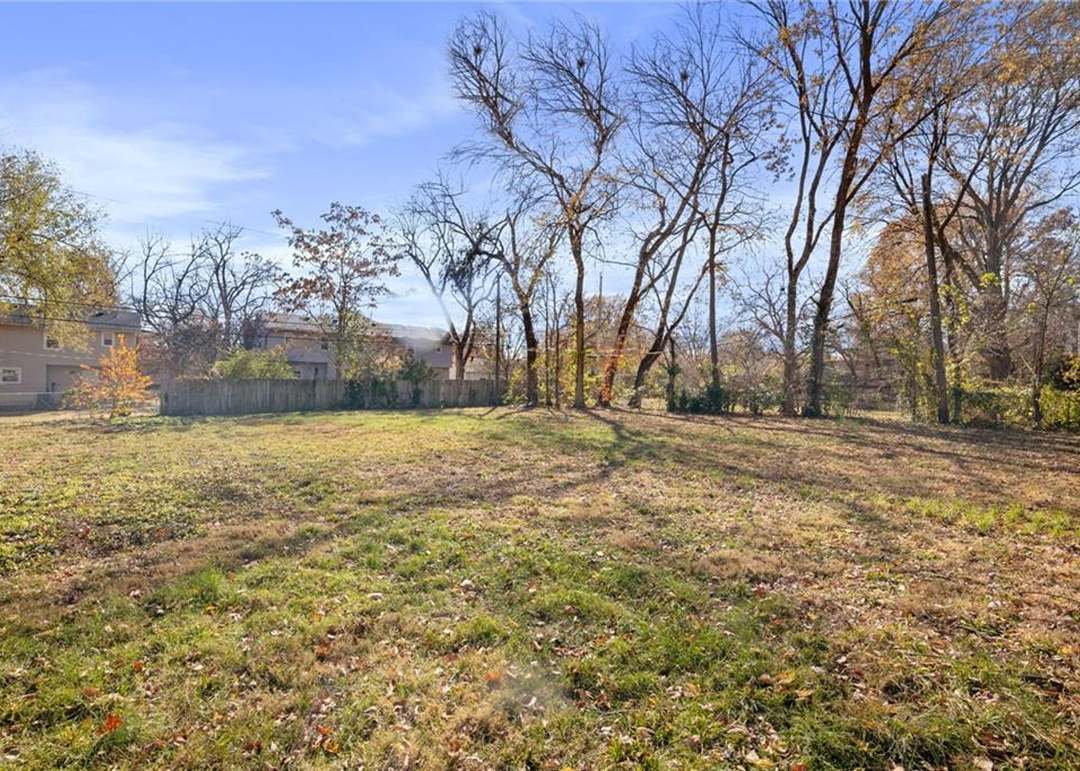 8315 Santa Fe Drive — photo 32
