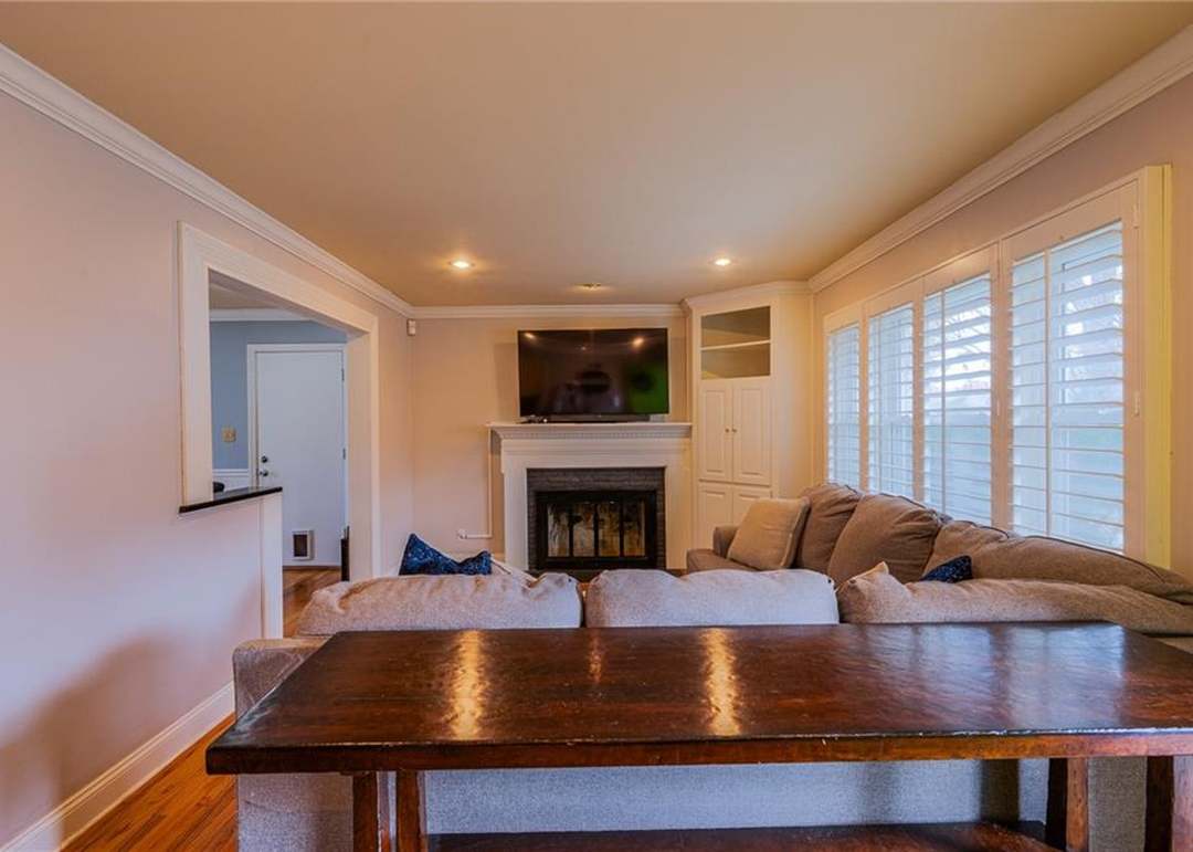 5520 Beverly Lane — photo 11