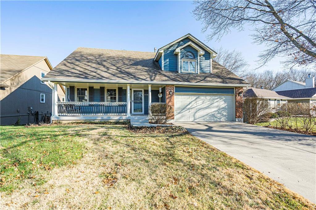 2116 NW Harbor Place — photo 1